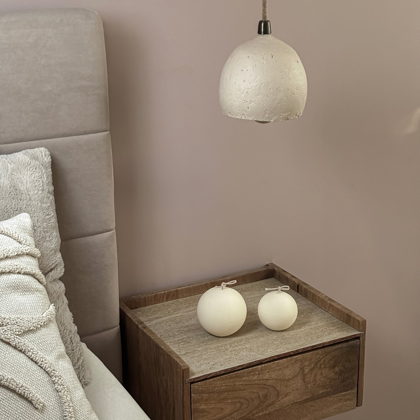 Pearly Sphere